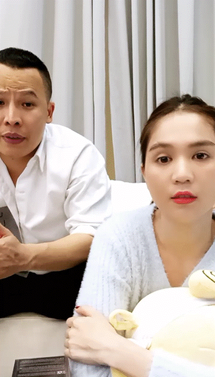 Ngọc Trinh liên tục lấy tay chỉnh sửa che chắn sợ lộ hàng” khi diện váy cắt xẻ hiểm, xuất hiện bên Rolls-Royce giữa lùm xùm với Nathan Lee-10