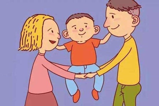 Cha mẹ nên làm gì khi có người trực tiếp đổ lỗi cho con? Cách làm của bà mẹ này được tán thưởng
