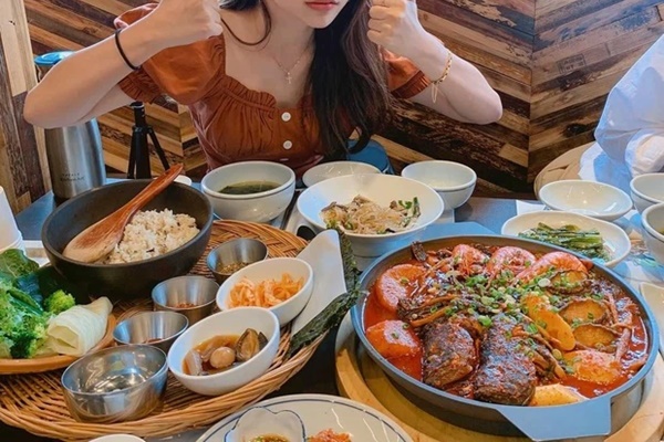 Cùng coi cơm là thực phẩm chính, tại sao người Nhật có tuổi thọ trung bình rất cao so với các nước? Hóa ra là nhờ 3 bí quyết-5