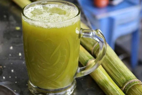 Nước mía được người Ấn Độ ví như mỏ vàng của sức khỏe nhưng có 6 kiểu uống khiến chúng trở nên độc hại-2