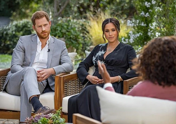 Meghan Markle tố hoàng gia Anh phân biệt đối xử, thiên vị chị dâu Kate, Cung điện lần đầu lên tiếng phản hồi-2