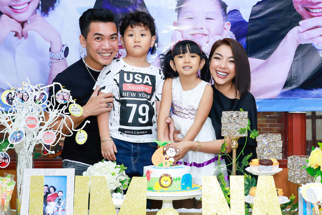 Nữ ca sĩ có hàm Trung tá, được phong NSƯT trẻ nhất Việt Nam: Mấy năm sống dưới đáy suy sụp - Ảnh 5. Nữ ca sĩ có hàm Trung tá, được phong NSƯT trẻ nhất Việt Nam: Mấy năm sống dưới đáy suy sụp-4