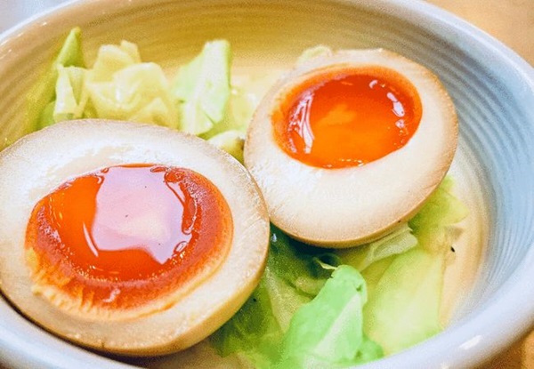 Chọn trứng hãy ghi nhớ 4 không mua 3 không ăn, sau khi tìm hiểu ai cũng gật gù vì an toàn và lành mạnh-6