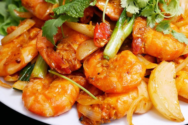 Hướng dẫn cách làm tôm rang me thơm ngon, đậm đà đưa cơm-1