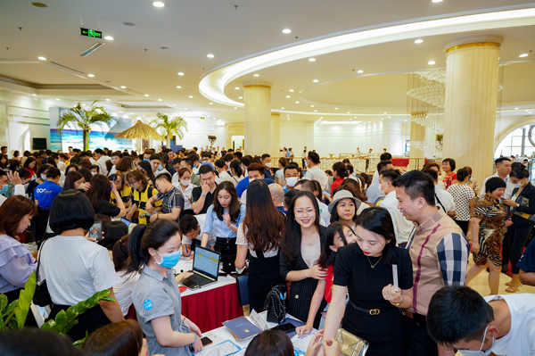 Mua nhà Vinhomes Ocean Park trúng ô tô VinFast LuxA-1