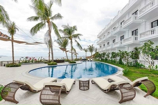 Hàng loạt khách tá hỏa sập bẫy combo giá rẻ dịp lễ 30/4-2