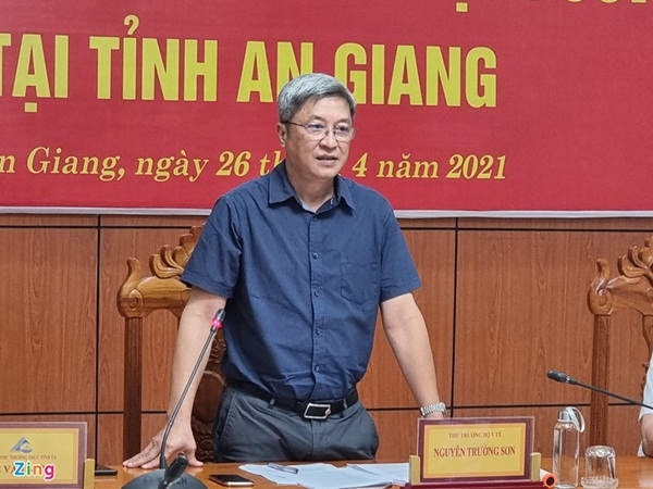 Thứ trưởng Bộ Y tế: Cần nâng mức phòng dịch Covid-19 lên cấp độ mới-1