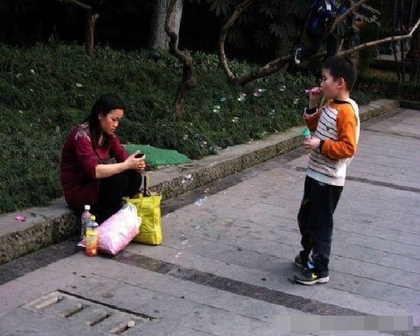 Nghe những tên buôn người thú nhận: Trẻ thuộc 3 kiểu này, kẻ bắt cóc sợ hãi không dám lại gần tiếp cận-4