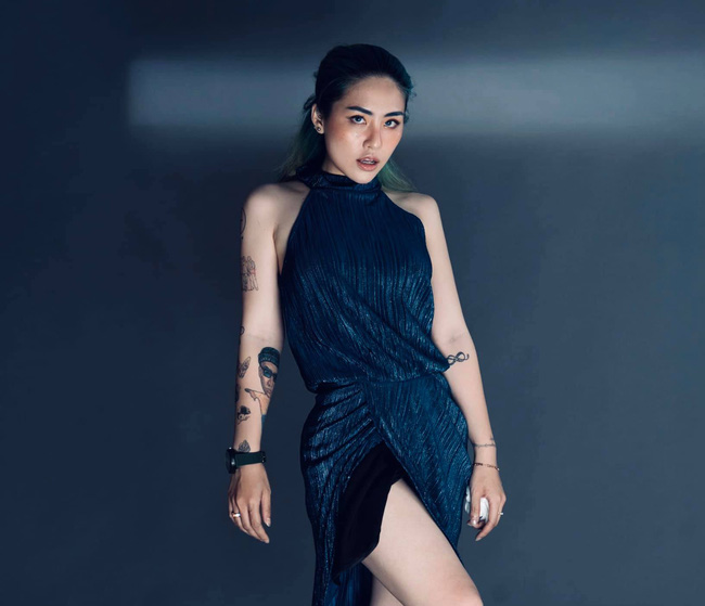 Màn xóa vết người cũ của nữ ca sĩ nổi tiếng xôn xao MXH: Khi tình yêu kết thúc cũng là lúc ta cần đè cho nhau chiếc khẩu trang-4