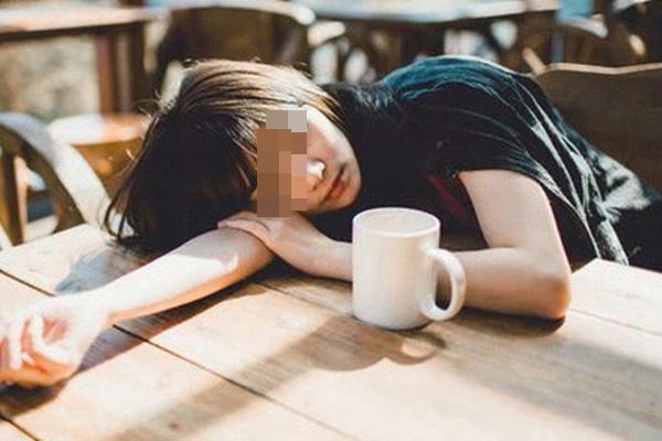 Những người dễ mắc bệnh ung thư thường có 5 điểm chung trước khi đi ngủ, đáng tiếc là người trẻ nào cũng có ít nhất 2 điểm-3