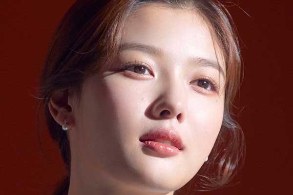 Nữ nhân sinh ngày âm lịch này, tháng 5 phát tài như nắng hạn gặp mưa rào, chủ đích kiếm 1 đồng nhưng may mắn giúp kiếm hơn gấp 10-4