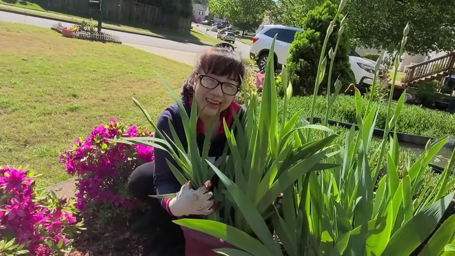 Từng cơ cực tới mức tự tử, nghệ sĩ Phương Hồng Thủy hiện sống ra sao trên đất Mỹ?-4