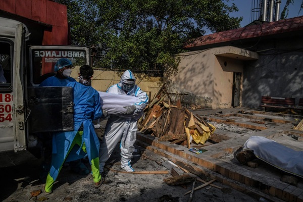 Không khí ở Ấn Độ lúc này như thể có độc và ai cũng sợ hít thở-3