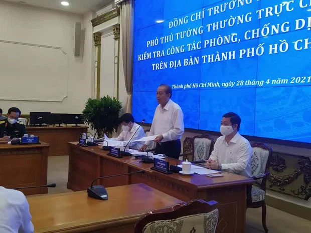 Hai mẹ con nhập cảnh lậu vào BV Từ Dũ, xét nghiệm khẩn 40 nhân viên y tế-1