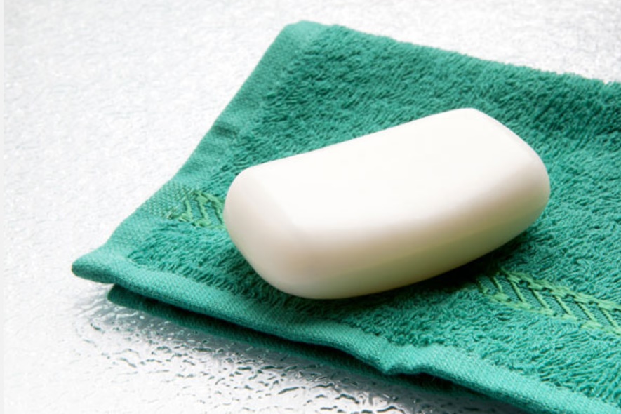 Đánh bay mùi hôi khó chịu trong tủ quần áo bằng một vài mẹo đơn giản, cái số 3 chắc chắn bạn không nghĩ tới-2