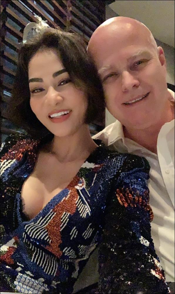 Thu Minh và chồng doanh nhân đồng lòng&nbsp;quan điểm dạy con, bảo sao sinh ra ở vạch đích nhưng quý tử hiếm khi vòi vĩnh bố mẹ-1