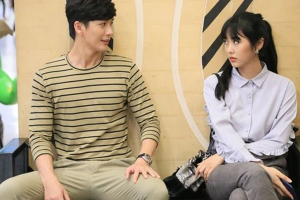 Màn tán gái điệu nghệ trên đường chở khách của anh xe ôm công nghệ và sự bất ngờ đằng sau danh tính cứ ngỡ được giấu kín-2