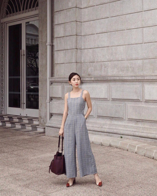 Chị em muốn mặc jumpsuit để khoe dáng thì đừng gây phản cảm như cô gái này...-10