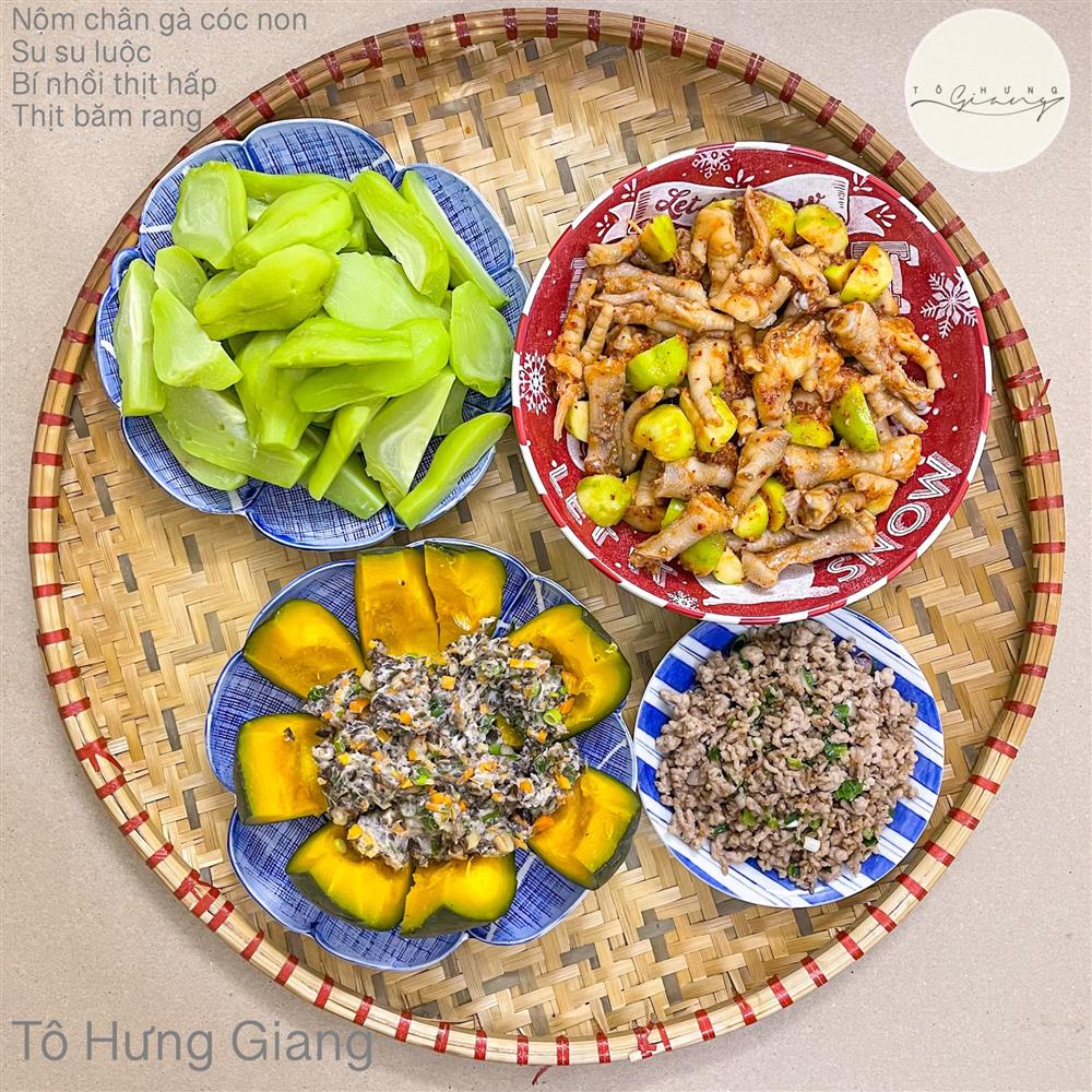 Nghỉ lễ mải chơi chẳng biết tối nay ăn gì, tham khảo ngay những mâm cơm nhà chất như nước cất của hotmom Hà Nội, nhìn đã thấy thèm-11