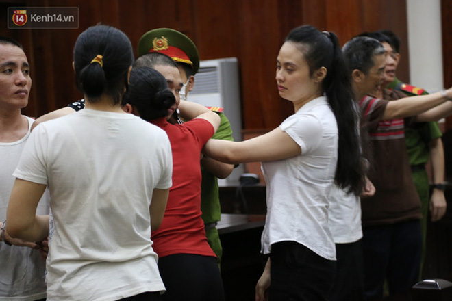 Cái kết đắng cho mối tình giữa trùm ma túy Văn Kính Dương và hot girl Ngọc Miu: Nhận hết tội trạng để bảo vệ người tình đến nụ hôn tạm biệt trước giờ nhận án tử-5