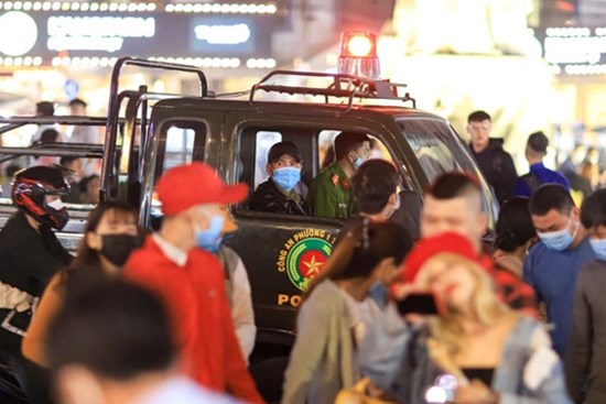 Đà Lạt phạt 69 triệu đồng với người không đeo khẩu trang