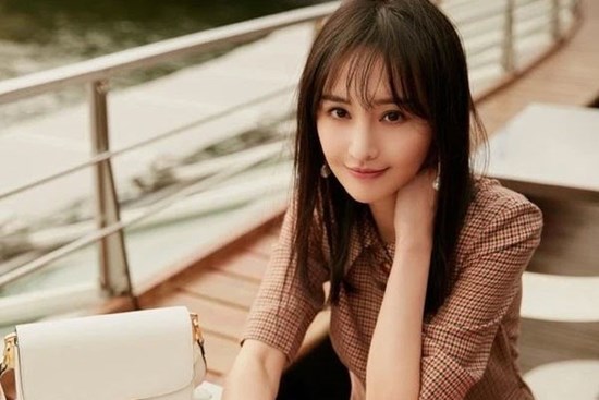 Trịnh Sảng chính thức lên tiếng về scandal trốn thuế sau khi đòi 640 tỷ cát xê, thái độ của nữ diễn viên gây tranh cãi