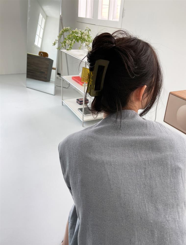 6 kiểu tóc lên hình sống ảo đẹp nhất: Đi chơi lễ cứ phải điệu đà, sang chảnh thế này mới được-10