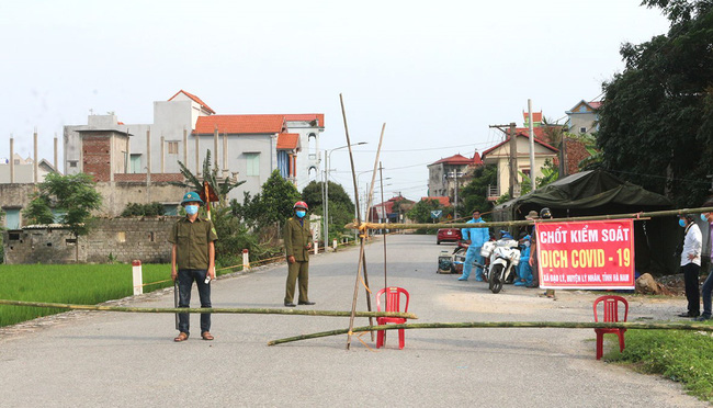 Hà Nam phong tỏa tạm thời một thôn, dừng toàn bộ lễ hội dịp nghỉ lễ 30/4 sau khi phát hiện hơn 100 F1, 300F2-1