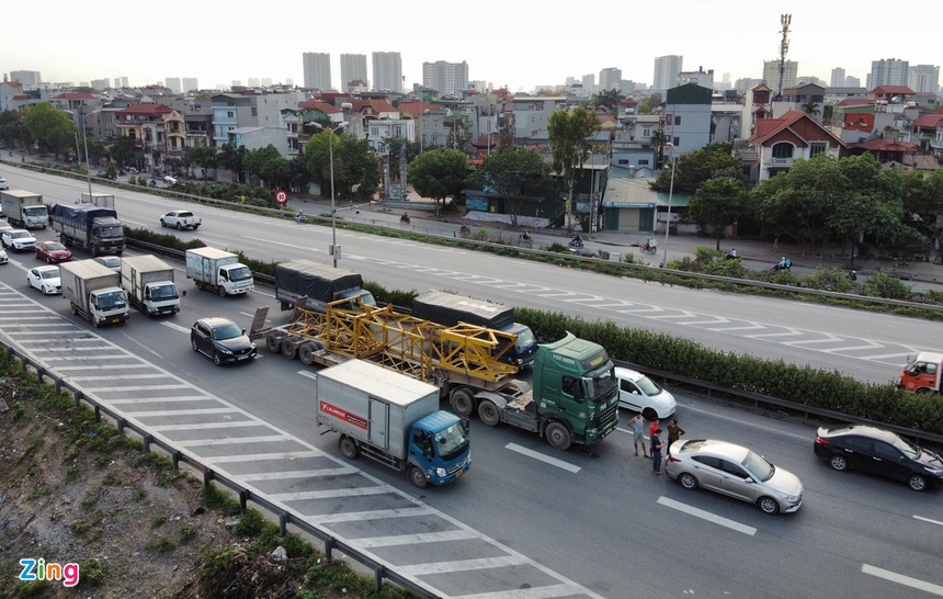 Ùn ùn về quê nghỉ lễ 30/4, cửa ngõ thành phố tê liệt-9