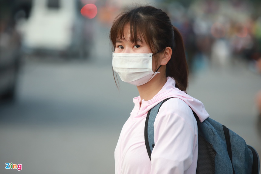 Ùn ùn về quê nghỉ lễ 30/4, cửa ngõ thành phố tê liệt-13