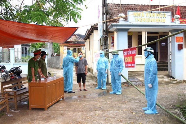Hà Nam: Cách ly y tế 28 ngày đối với thôn có 5 thành viên trong gia đình nhiễm Covid-19-1
