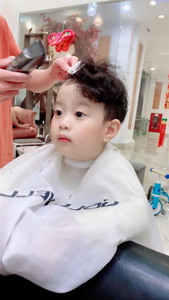 Con trai 5 tuổi hay ốm vặt nằm viện, hot mom Hương Trần - vợ cũ của Việt Anh vẫn có bí kíp chăm con cực bụ bẫm-4