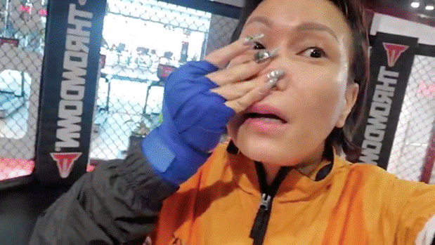 Bị đặt nghi vấn dao kéo vì gương mặt khác lạ, Việt Hương bức xúc lên tiếng: Thời gian đâu mà cắt xẻ?-1