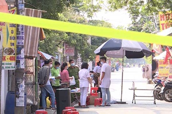 TP.HCM phong tỏa thêm một con hẻm liên quan ca mắc COVID-19 mới