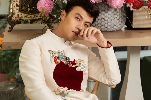 Shark Khoa chia sẻ bức ảnh thời còn áo trắng đến trường đã cực kỳ điển trai, người hâm mộ nhìn chỉ có thể thốt lên chàng CEO họ Lê đã lão hóa ngược-3