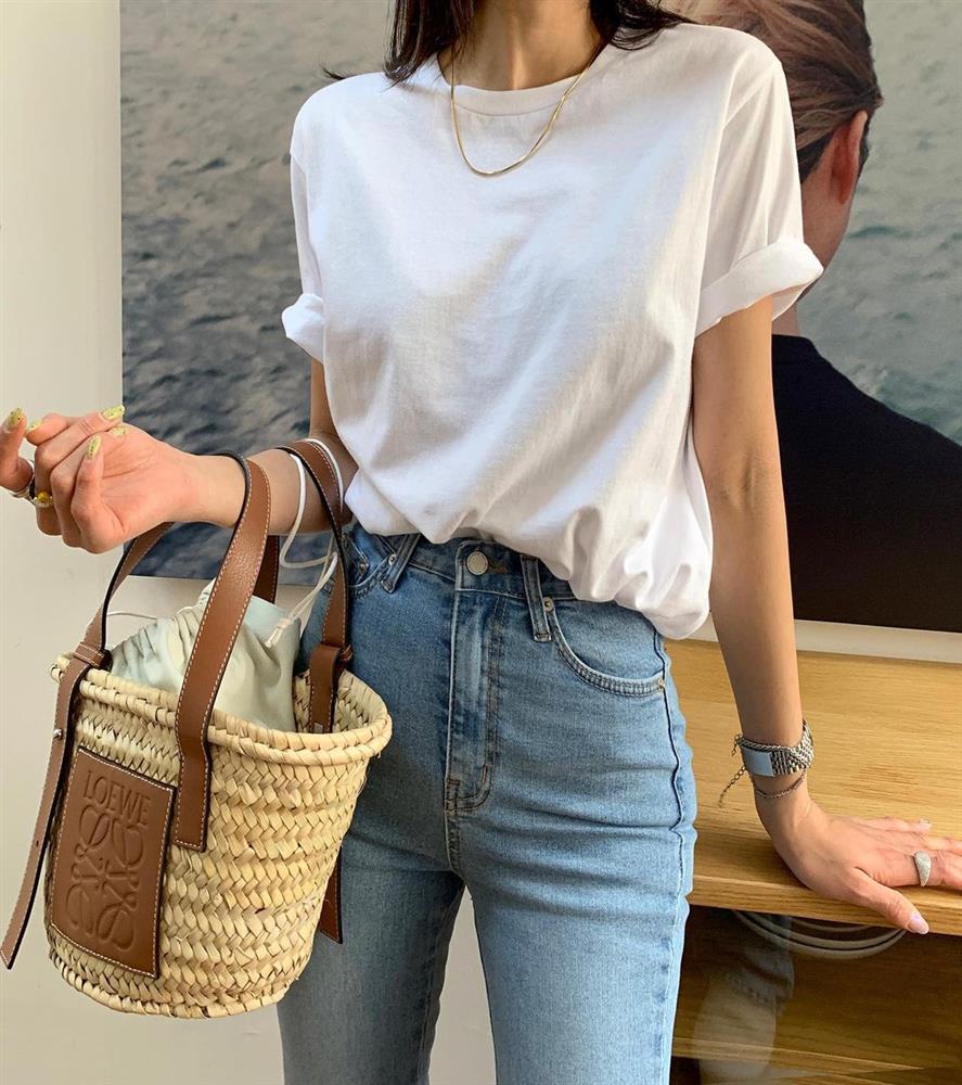 Mix quần skinny jeans với 4 kiểu áo sau thì ai cũng sẽ khen bạn mặc đẹp-1