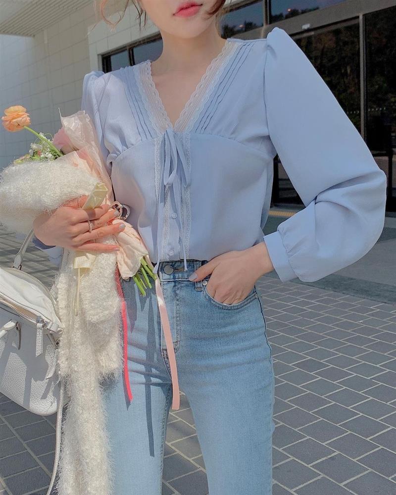 Mix quần skinny jeans với 4 kiểu áo sau thì ai cũng sẽ khen bạn mặc đẹp-9