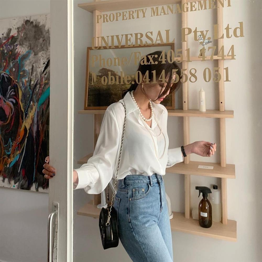 Mix quần skinny jeans với 4 kiểu áo sau thì ai cũng sẽ khen bạn mặc đẹp-16