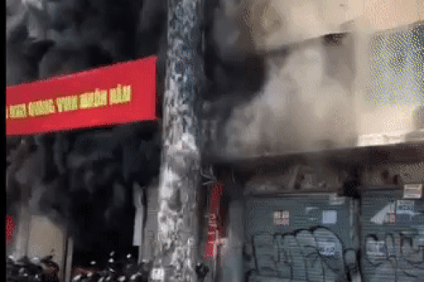 Huế: Hỏa hoạn ở căn hộ chung cư Vicoland, cư dân nháo nhào tháo chạy-3