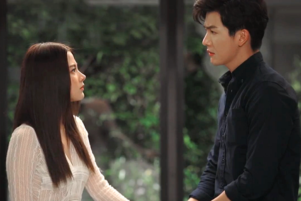 Nhìn gói quà không có tên người gửi được chuyển đến tận nhà, tôi sợ đến bủn rủn chân tay-2