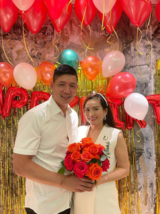 Nhan sắc U50 của nữ đại gia là vợ MC Bình Minh-5