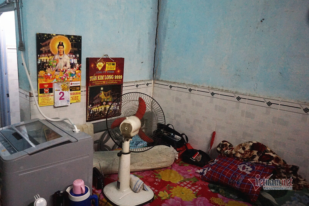 Nghệ sĩ Trung Vinh: Ở nhà trọ 12 m2, vợ chịu đựng chăm sóc, con bỏ mặc-2