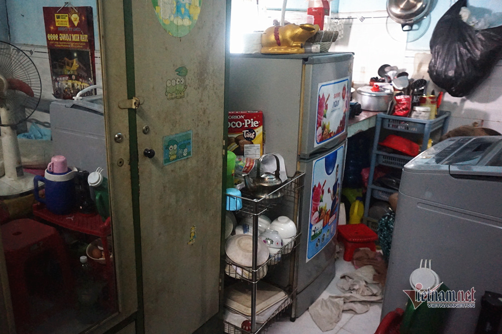 Nghệ sĩ Trung Vinh: Ở nhà trọ 12 m2, vợ chịu đựng chăm sóc, con bỏ mặc-4