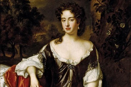 Cuộc đời bi kịch của Nữ hoàng Anne: 17 lần mất con, bị bệnh tật hành hạ và mối tình đồng tính gây tranh cãi
