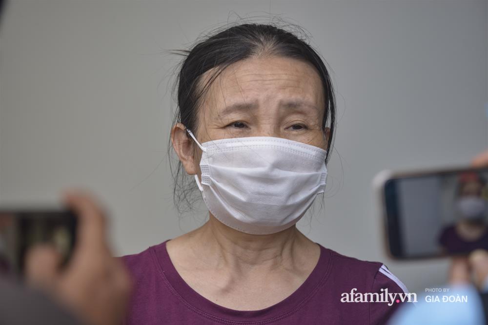 Ảnh: Lực lượng chức năng làm việc với 46 người Trung Quốc nhập cảnh trái phép, thuê chung cư ở phường Cầu Diễn-6