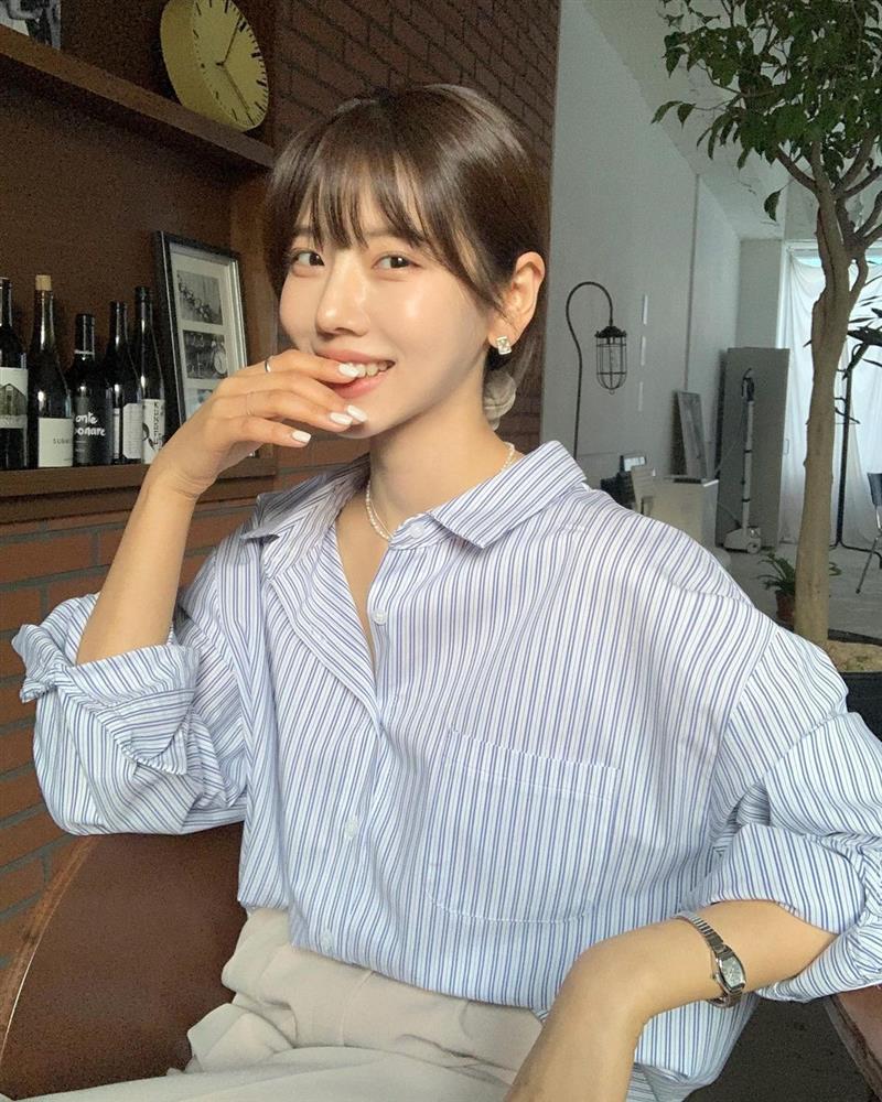 Diện áo sơ mi thì để kiểu tóc nào là sang xịn mịn nhất? Gái Hàn sành điệu mách bạn 5 gợi ý chuẩn chỉnh-8