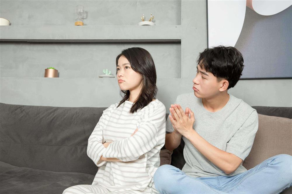 Chồng đưa 100 nghìn đi chợ, chị dâu mua đủ thứ vẫn dư 20 nghìn, tôi xin bí quyết chi tiêu thì chị cho xem luôn sổ tay hàng ngày-1