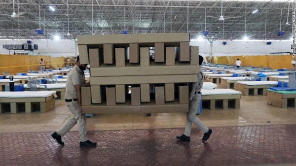 Bi kịch nối tiếp bi kịch: Bệnh viện giữa địa ngục Covid Ấn Độ đang trở nên quá kinh khủng, bệnh nhân phải cầu xin để thoát ra càng sớm càng tốt-3