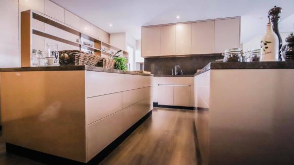 Không gian bếp sang trọng, tiện nghi như nhà hàng của ca sĩ Đoan Trang-3