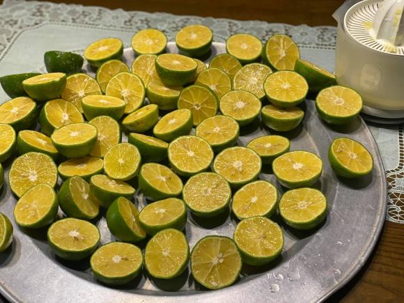 Bảo quản chanh ăn quanh năm: Để cả quả cấp đông thì bị đắng, hỏng nhưng làm theo cách này đảm bảo thành công và hương vị không đổi-1